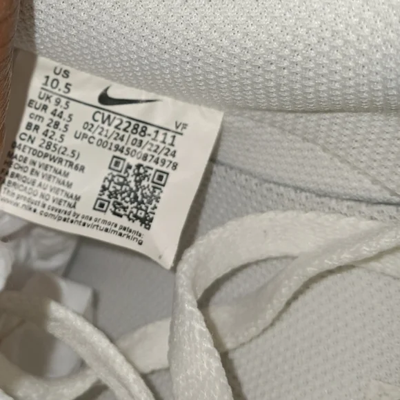 Nike Men Air Force One Low All White 2024 Sneakers Size 10.5 - Picture 7 of 7